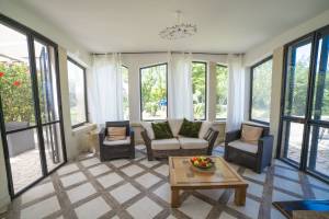 Villa Lisa with huge Pool and Garden