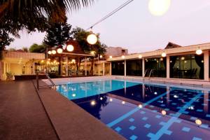 Hotel GRAND ROSELA Yogyakarta