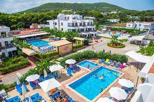 Aptos Casa Luis by Invisa