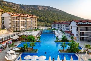 Ramada by Wyndham Resort Akbuk