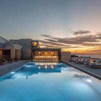 Castello Boutique Suites By The Sea