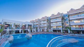 Begonville Hotel