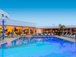 Hotel Limanaki Beach