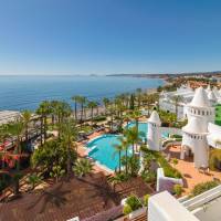 Hotel H10 Estepona Palace - logies & ontbijt