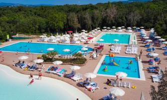 Camping hu Montescudaio Village