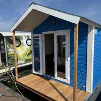 Zaanse Houseboat