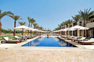 Reef Oasis Beach Resort