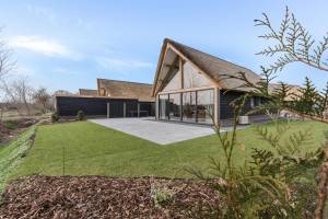 Farm Lodge 708
