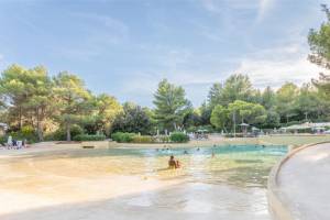 Pont Royal en Provence 2p6p NR