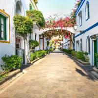 Billy's Puerto de Mogán by LIVVO