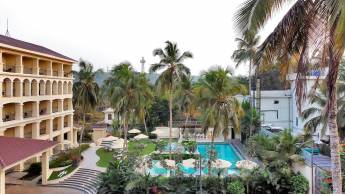 Holiday Inn Goa Candolim by IHG