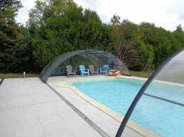 Sicheres Zuhause mit Swimmingpool, Nouvelle-Aquitaine