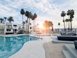 Serene Vegas Boutique Hotel Las Vegas