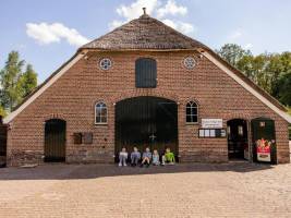 Charmecamping & Appartementen De Regge-Vallei