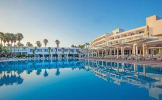 The Dome Beach Hotel en Resort