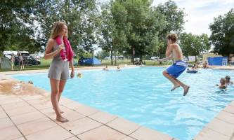 Camping Aux Rives Du Soleil