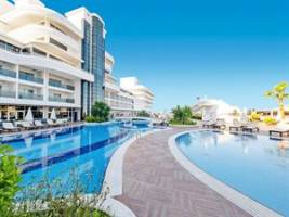 Laguna Beach Alya Resort en Spa