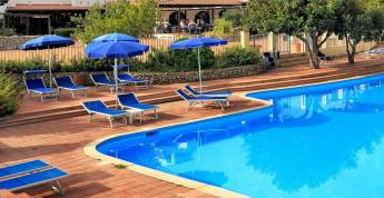 Colonna Beach Hotel & Residence