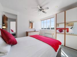 Roland House - Two Bedroom