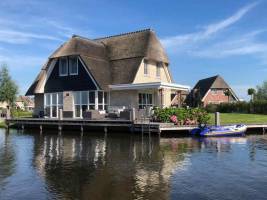 Luxe 8 pers. watervilla met Finse sauna en volledig ingericht vl