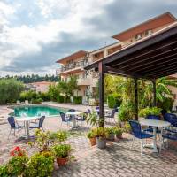 Aparthotel Skentos