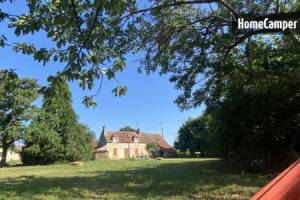 Campingplatz in Guilly, Centre-Val de Loire