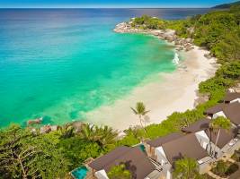 Carana Beach Hotel