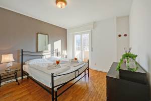 Antares 150m from the Lake