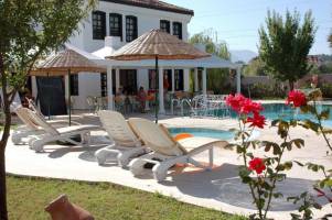 Club Mel Holiday Resort