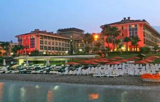 Fame Residence Kemer en Spa