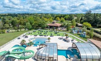 Camping Le Lac De Thoux