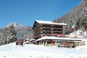 Family Hotel II Caminetto