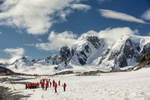 2024 Hurtigruten expeditie Antarctica & Falkland eilanden