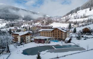 Thermenwelt Hotel Pulverer