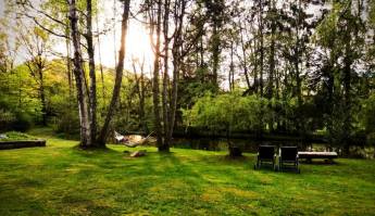 Privatisierung eines Teiches am Waldrand auf den Höhen von Olloy