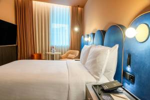 Cenica Porto Hotel Curio Collection by Hilton