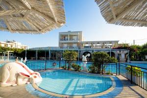 Peridis Family Resort