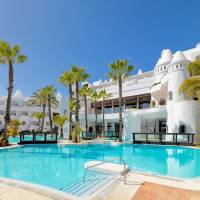 Hotel H10 Estepona Palace - logies & ontbijt