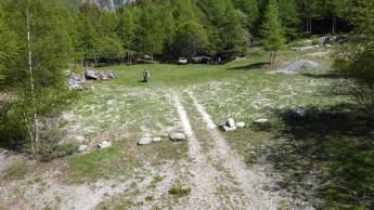 Übernachten Sie mitten in den Bergen, in einer natürlichen Umgeb