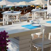 Lichnos Beach Hotel & Suites