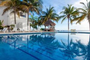Ocean View Cancun Arenas