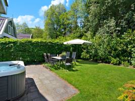 Koningshoeve Sauna & Hottub 4 personen