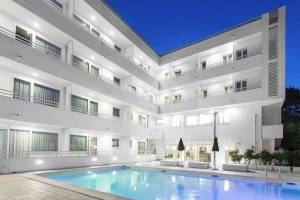 Color Mokambo Shore Design Hotel