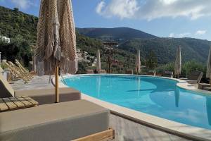 Enjoy Lichnos Bay Village