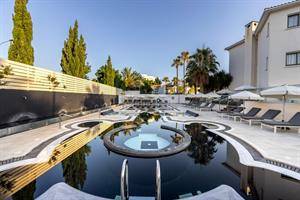 King Jason Paphos - Designed for adults by Louis Hotels