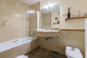 Puerta Del Mar Beachfront And Pool