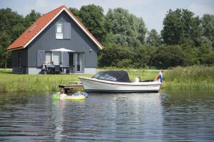 8p. Luxe waterwoning de Zomertaling