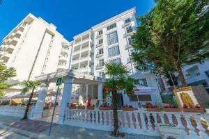 Esal Hotel