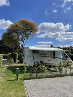 Camperplaats met verharde ondergrond
