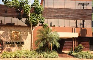 Maximus Sottile Hotel